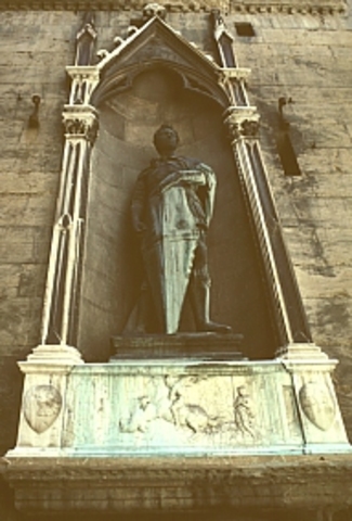 Donatello Create his statue of St. George