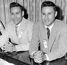 They perform the first  kidney transplant