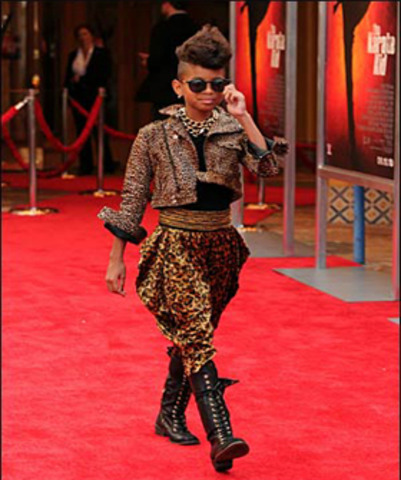 Again win the roung artist award in october  with the film american girl