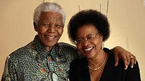 Mandela began a relationship whit Graça Machel