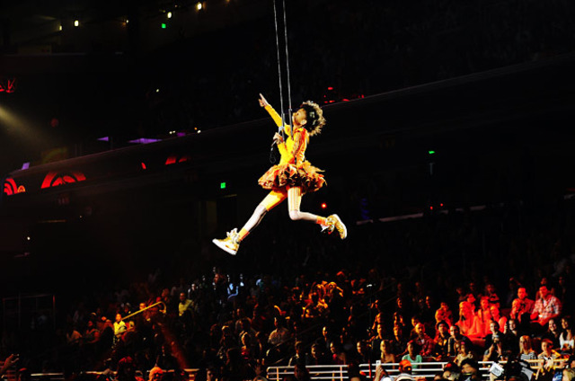 wimp my hair in the bilboard