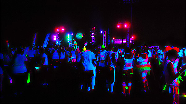 Blacklight Fight