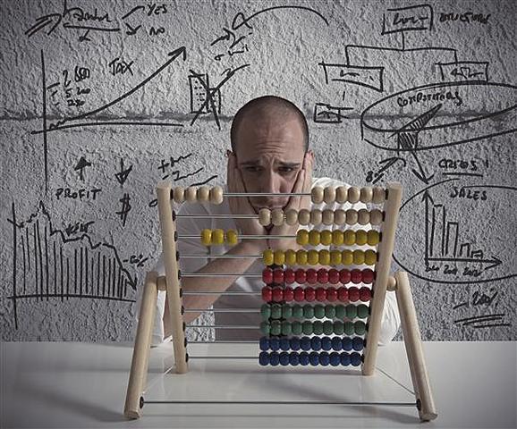 INCONSISTENCIA DINAMICA 1977