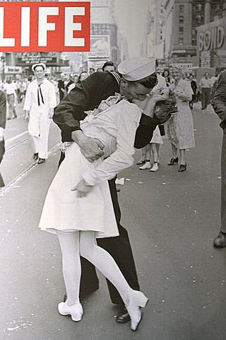 Celebración en Times Square del Fin de la 2º Guerra Mundial.