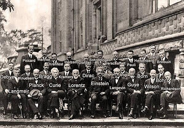 WERNER HEISENBERG, MAX BORN Y PASCUAL JORDAN