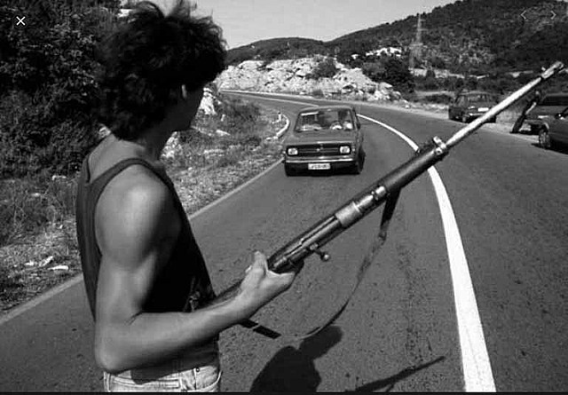 Η ΓΕΝΝΗΣΗ ΤΗΣ ΑΥΤΟΝΟΜΗΣ ΚΡΑΪΝΑ