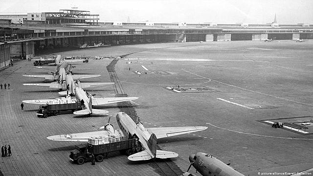 Primer gran conflicto: El Puente Aereo