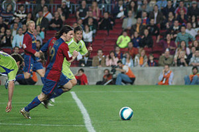 messi holder