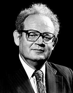 The Start of Fractal Art