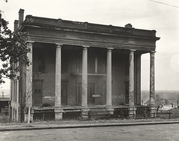 Abandoned Antebellum Plantation House