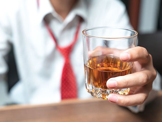 rex wall and his drinking addiction