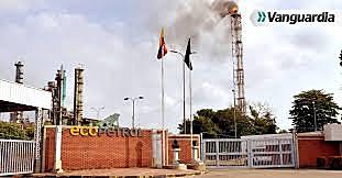 2004 Aumenta la Contratación