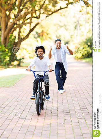 Quand j'ai appris a faire du vélo la première fois sans les deux roue derrière