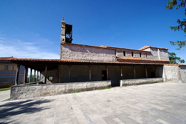 Iglesia de Santiago (Gobiendes). (Por Alfonso III de Asturias).