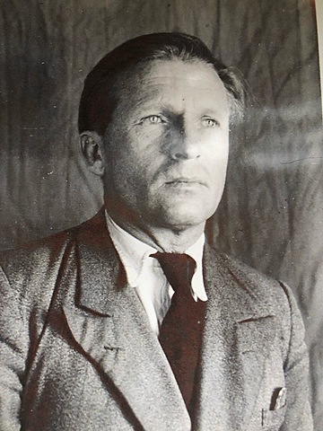 Заведующий начальной школой №45