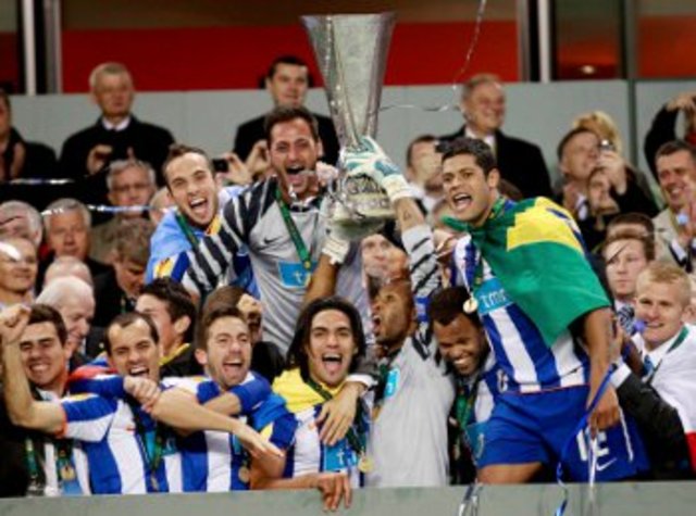 porto won 4 titles