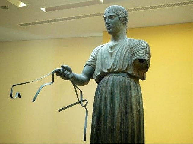 Estatua de un auriga