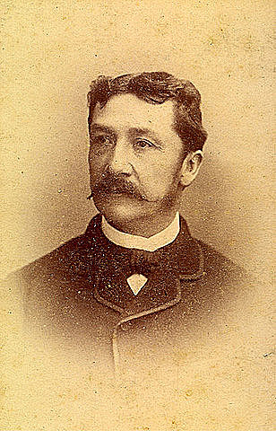 Evento 4. Publicación de un articulo sobre hipnosis por Proto Gómez en la Revista Médica de Bogotá.