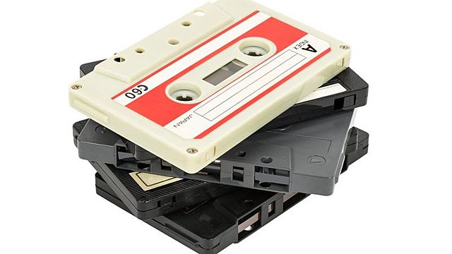 Cassettes.