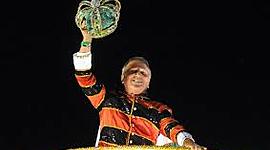 Timeline: A história de uma estrela que conquistou o Brasil e o mundo com seu brilhante futebol.