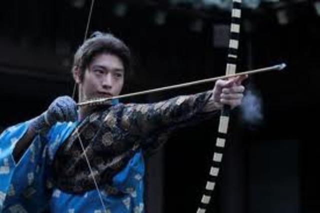 Tokugawa Ieyasu gives the title of Shogun to his son Tokugawa Hidetada