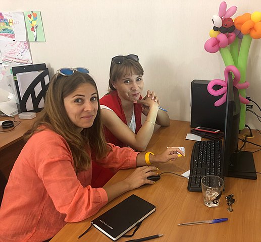 вже команда з трьох в нашій "рукавичці"