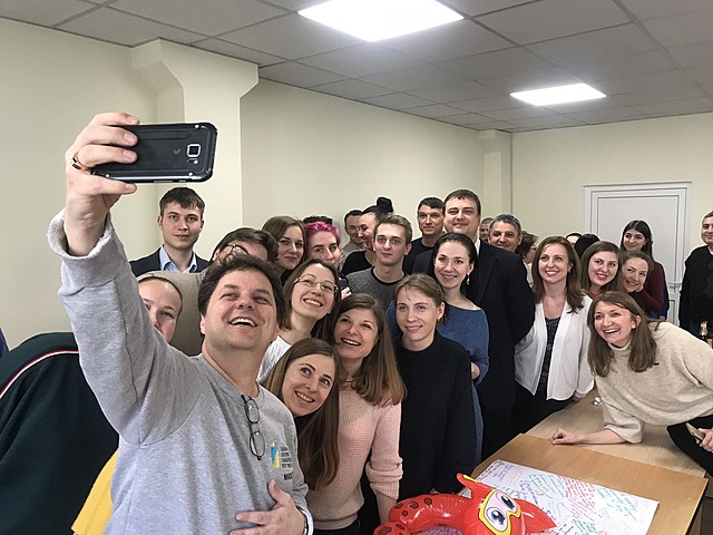 Михайле, ми тебе любимо!