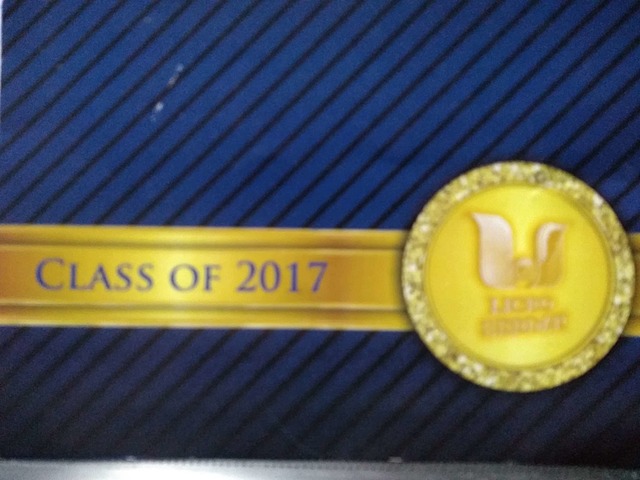 Sali de la secundaria