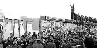 Importance of the Berlin Wall going up