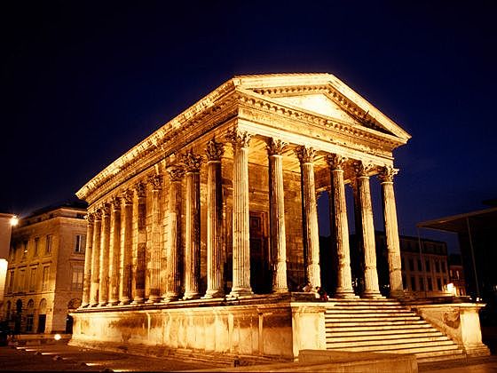 Maison Carrée