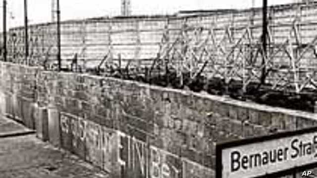 Berlin Wall