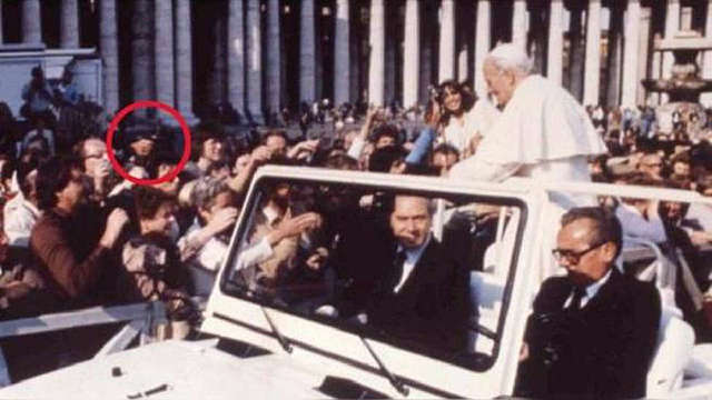 Atentado contra el papa Juan Pablo II