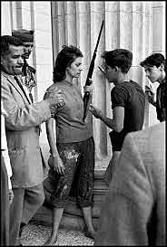 Students Attack Presidential Palace