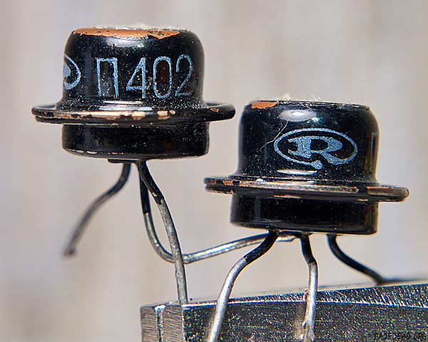 Изобретение транзистора