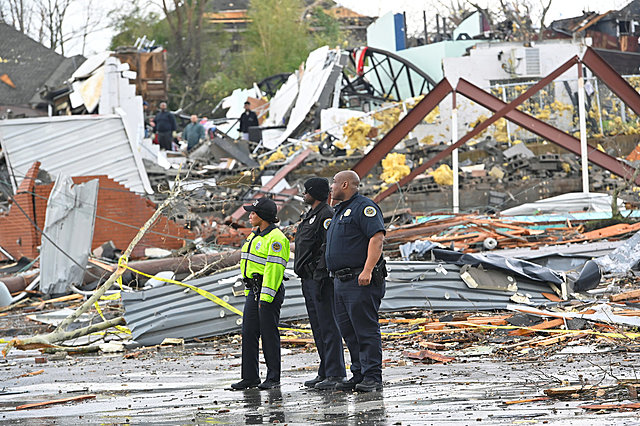 A&nbsp;tornado outbreak&nbsp;strikes four counties around&nbsp;Nashville, Tennessee, killing 26 people.