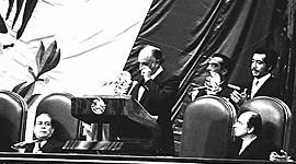 Timeline: Historia politica