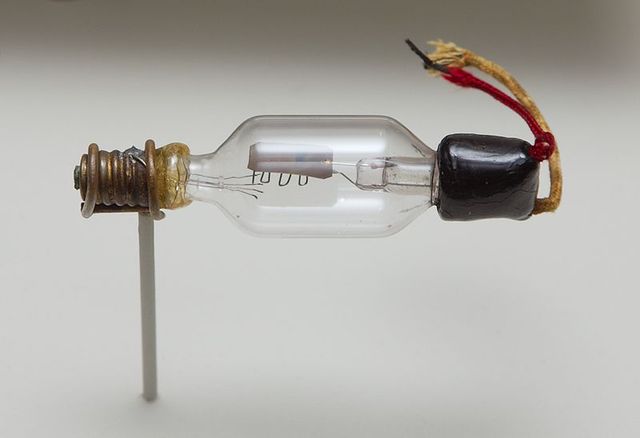 Lee de Forest is granted a patent on January 15 for the first triode (three-element)           vacuum tube which he calls the "Audion