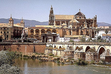 Còrdova es converteix en un Califat