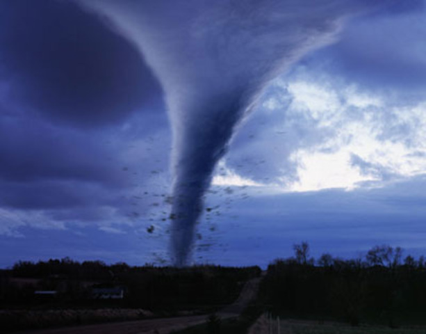 Tornado strikes Natchez, mississppi
