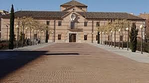 EXPULSADO DE LA UNIVERSIDAD