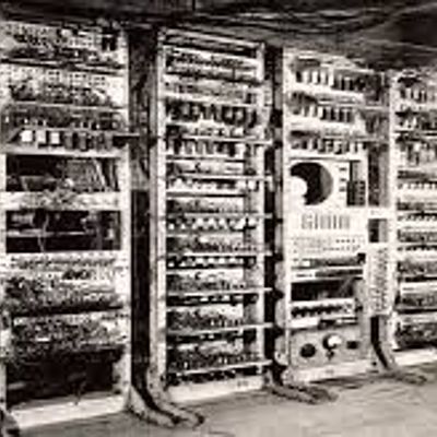 Timeline: PRIMERA GENERACIÓN DE COMPUTADORAS