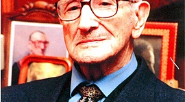 Timeline: José María Egas