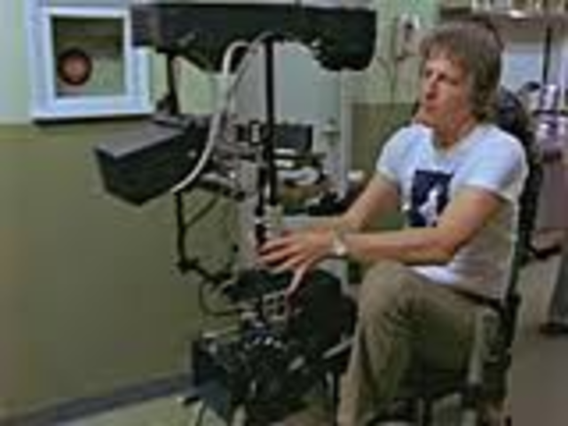 Garrett Brown invents the gyroscopic Steadicam