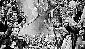 Influence of US independence and the French Revolution. Napoleon names king of Spain