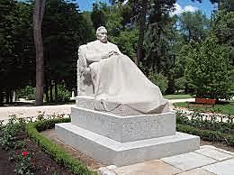MONUMENTO EN EL RETIRO