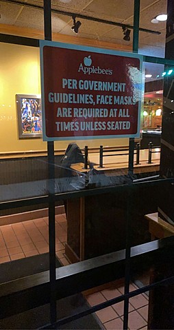 Outbreak at Applebee's