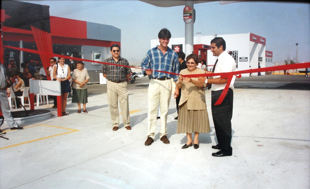 Inaguracion del primer grifo de Herco Combustibles