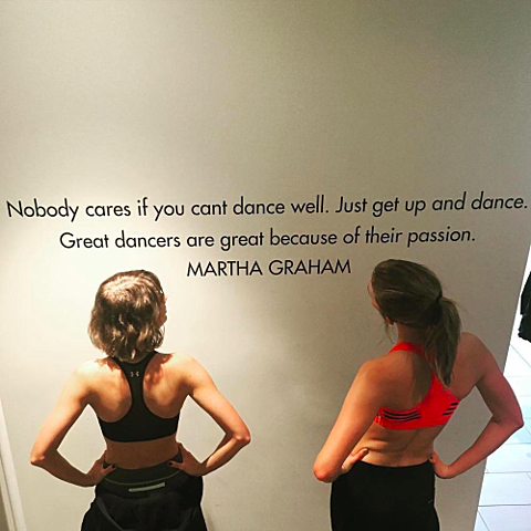 Primeira vez em público sozinhas desde Fev, 2015