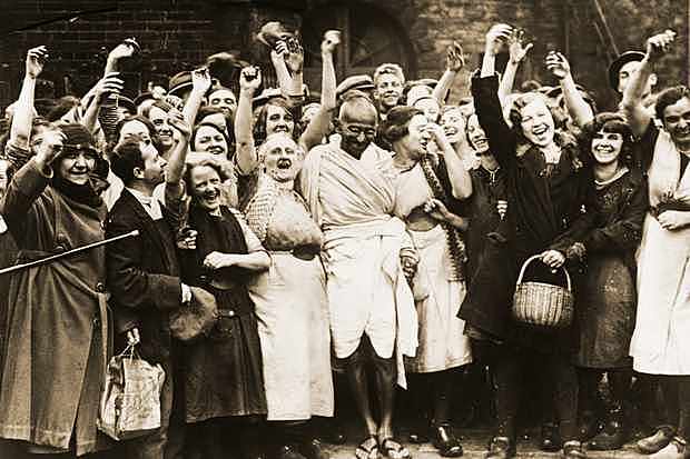 Gandhi travels to London to train as a Barrister