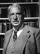 Dewey fue fundador y director de la Escuela Experimental de Niños, dónde desarrolló las bases filosóficas y psicológicas de una educación basada en la actividad, la experimentación, la promoción del desarrollo mental y los intereses de los niños.